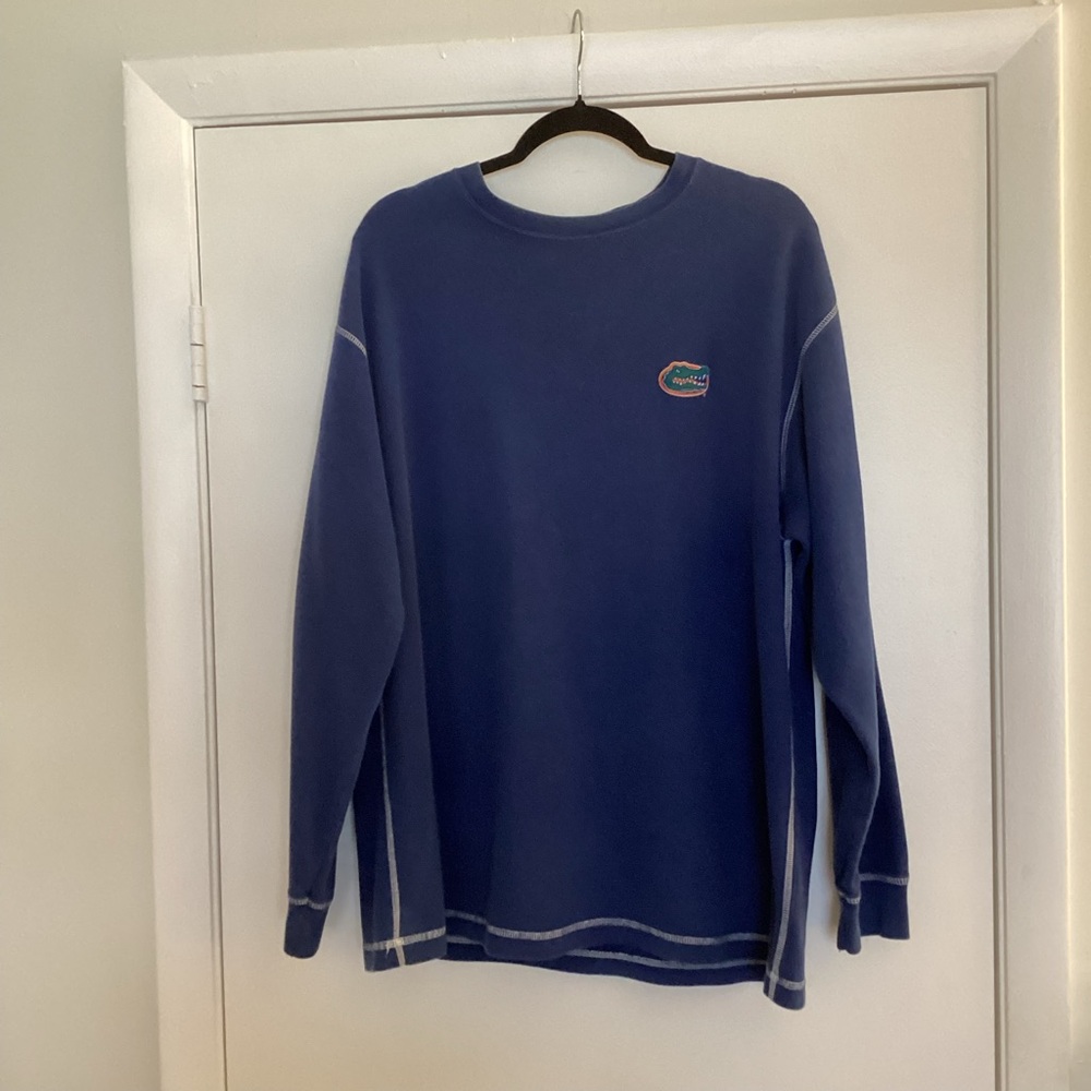 University of Florida Gator Sweatshirt by Antigua in Size Large. Preloved.
